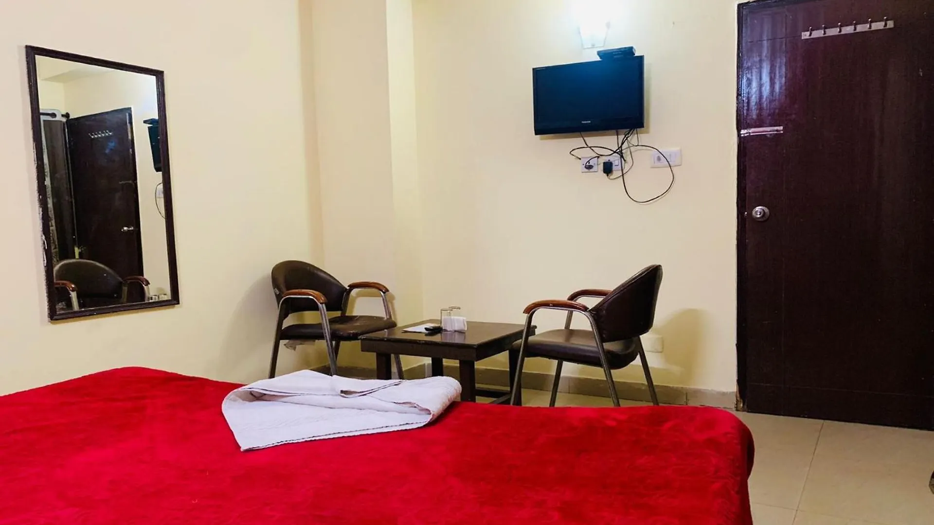 Hotel O Le Princess New Delhi India