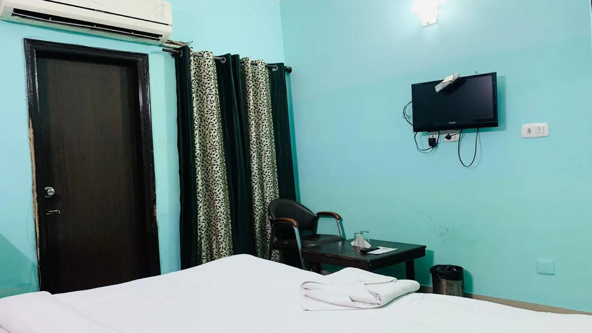 Hotel O Le Princess New Delhi 3*,