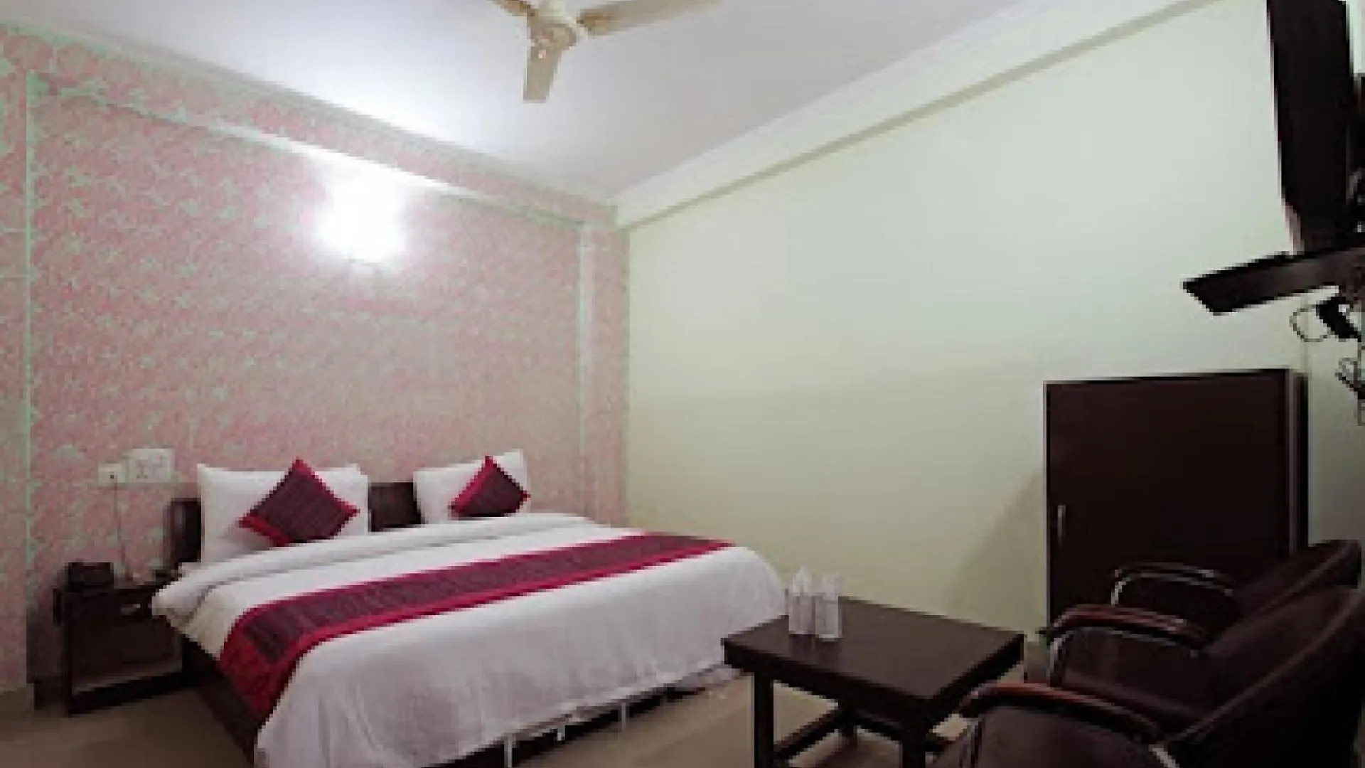 Hotel O Le Princess New Delhi India